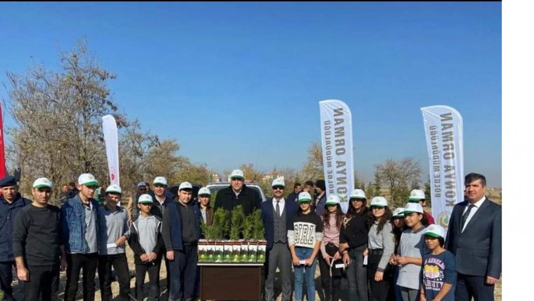 11 Kasım Milli Ağaçlandırma Gününde 250 Fidan Toprakla Buluşturuldu
