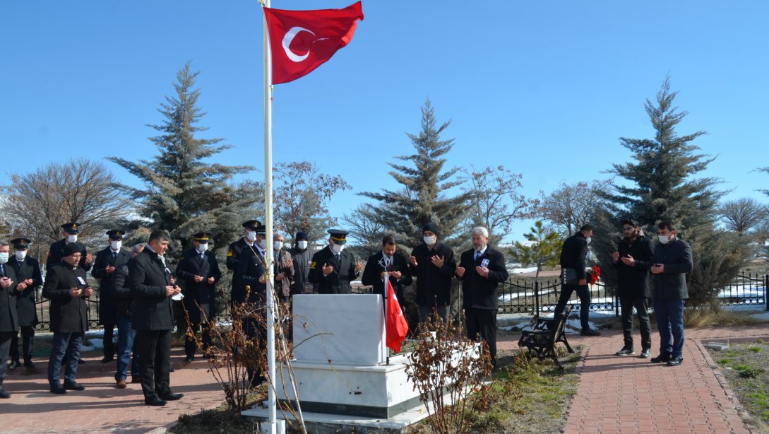 İLÇEMİZDE 18 MART ŞEHİTLER GÜNÜ ANMA PROGRAMI YAPILDI